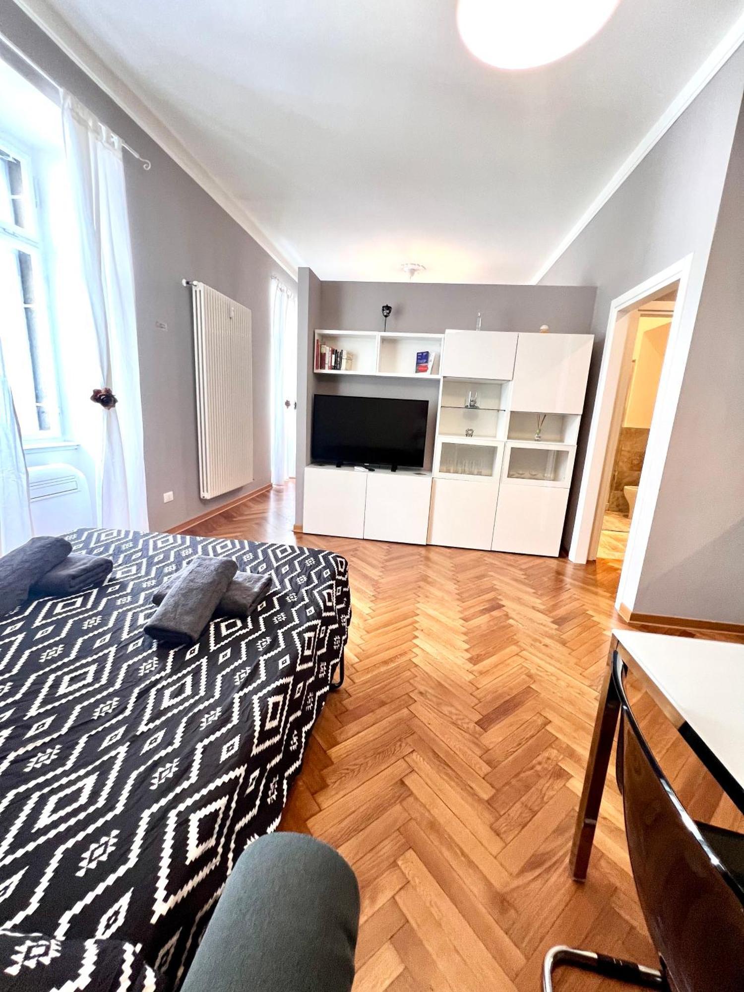 Residence Montanelli Trieste Eksteriør billede